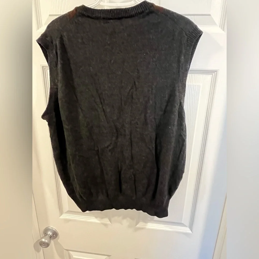 Men's Argyle Sweater Vest - Gray Brown